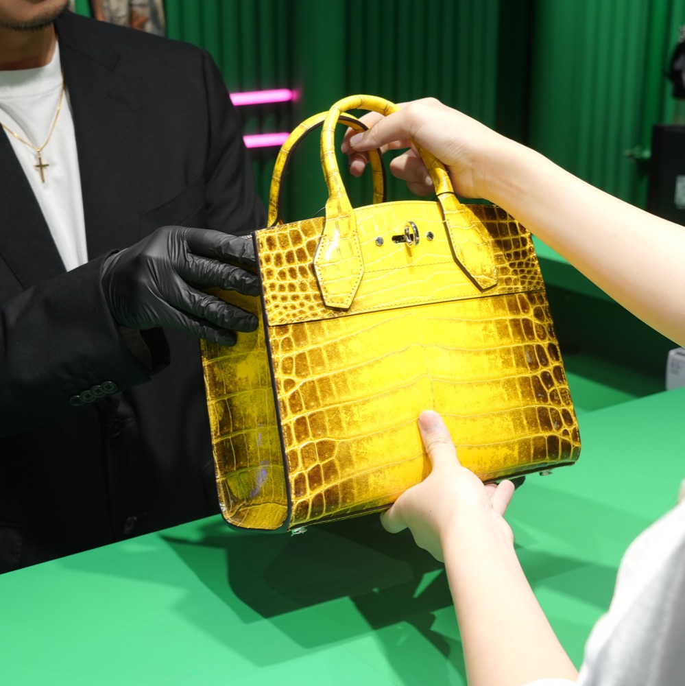 査定のため品物をお預かり